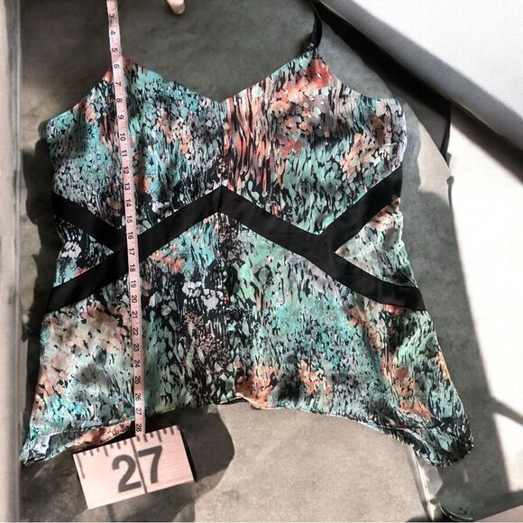 Maurice’s l Sleeveless Blouse l Lined l Adjustable straps l 1X l EUC - Picture 5 of 8